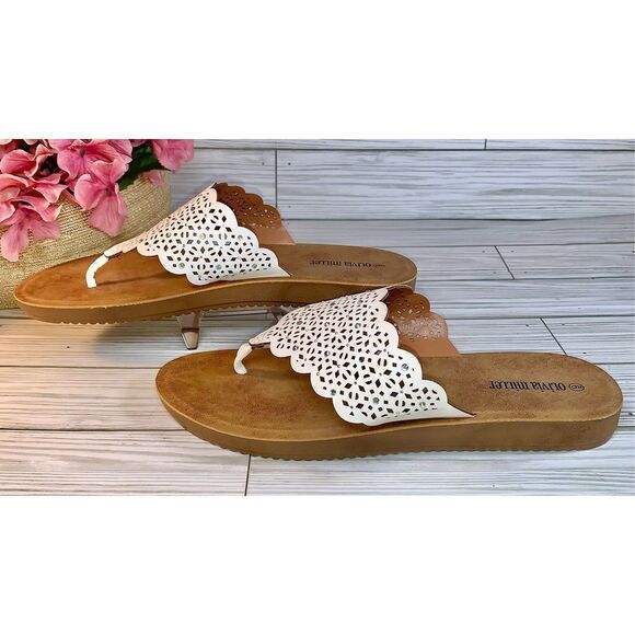 Olivia Miller White Hooded Rhinestone Slip On Sandals S:9 - Picture 3 of 12